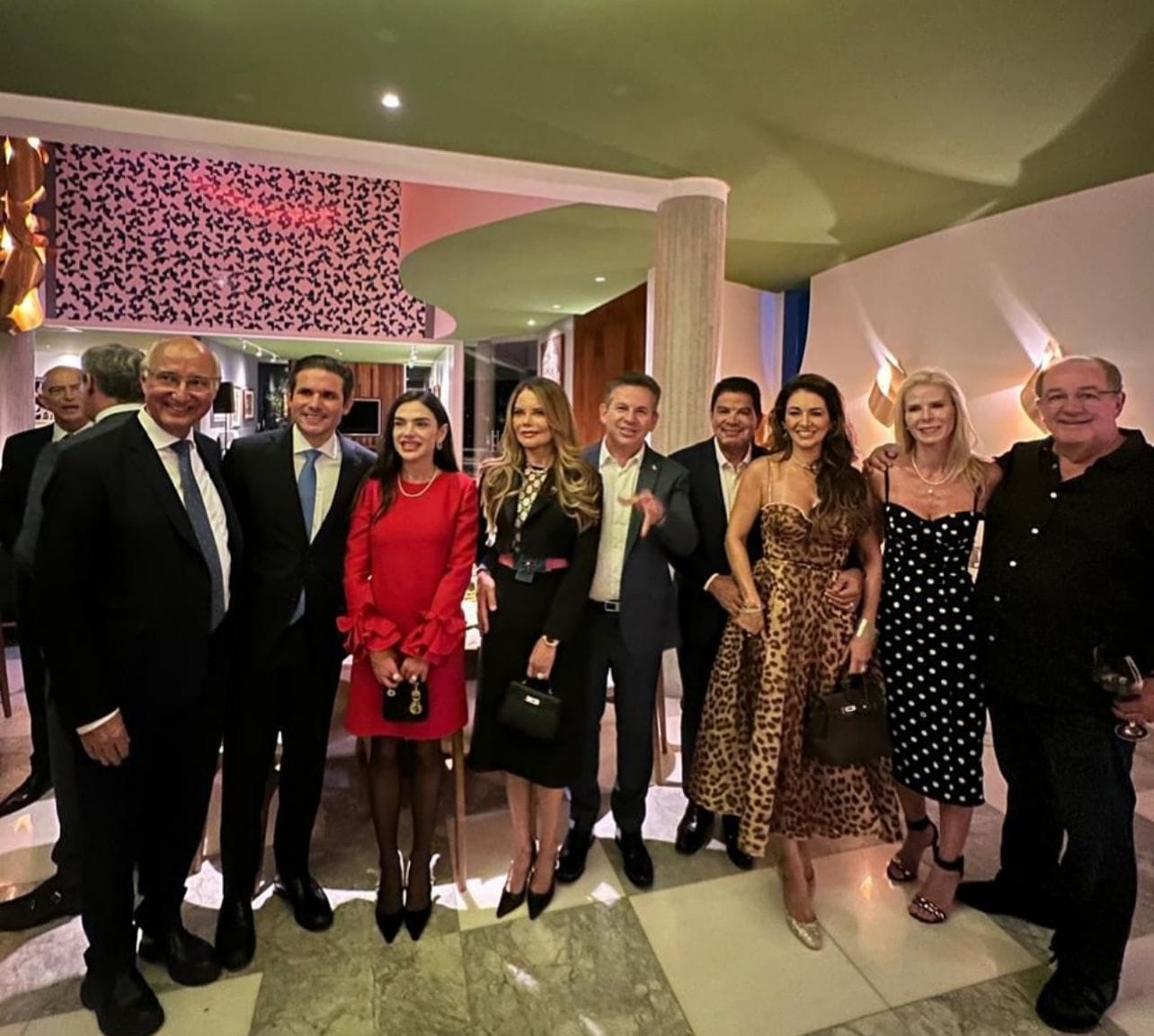 Mendes e Cidinho prestigiam jantar em homenagem a Hugo Motta