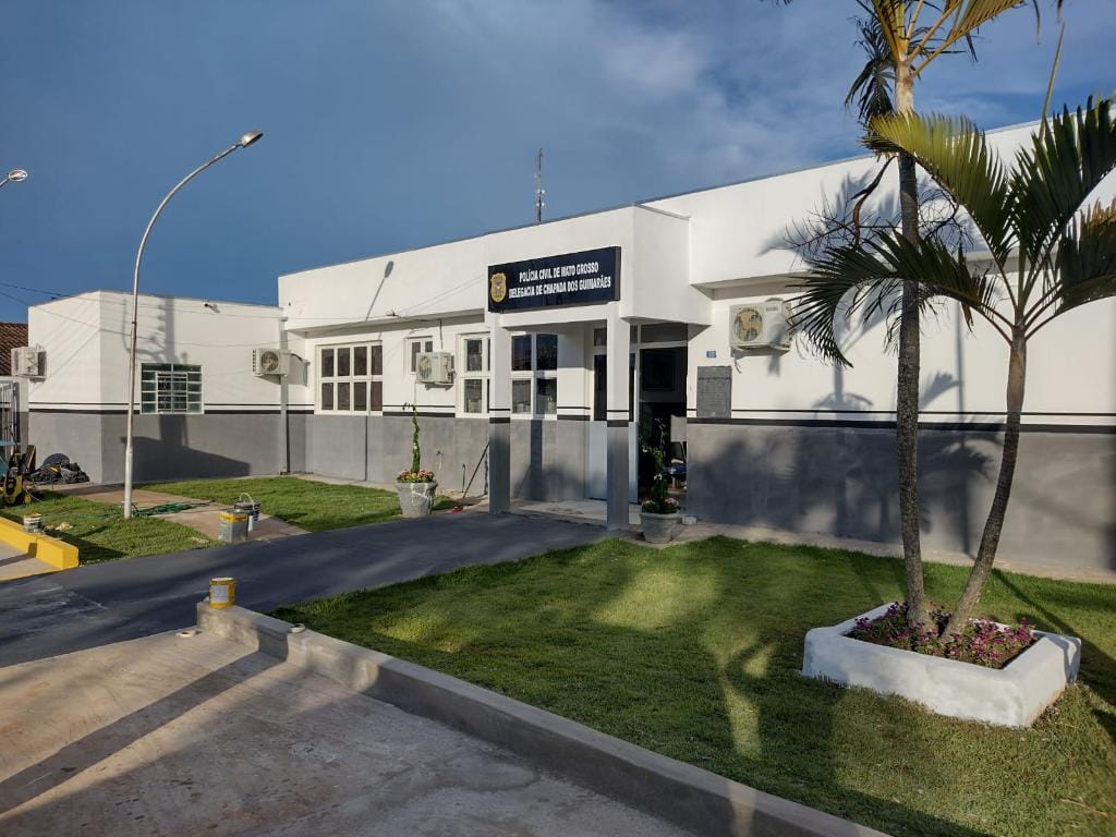 Mãe é presa em flagrante por agressão à filha de 8 anos em Chapada dos Guimarães