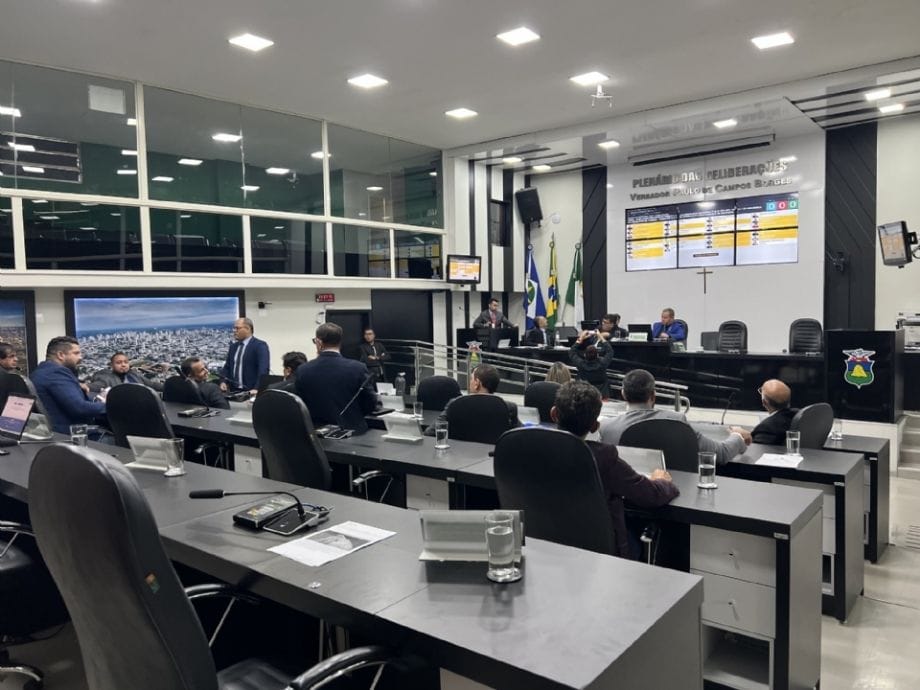 Secretária da Semob é convocada para falar sobre contrato de estacionamento