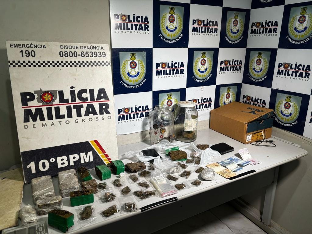 Casal é preso pela PM por tráfico de drogas e abandono de incapaz no Distrito da Guia