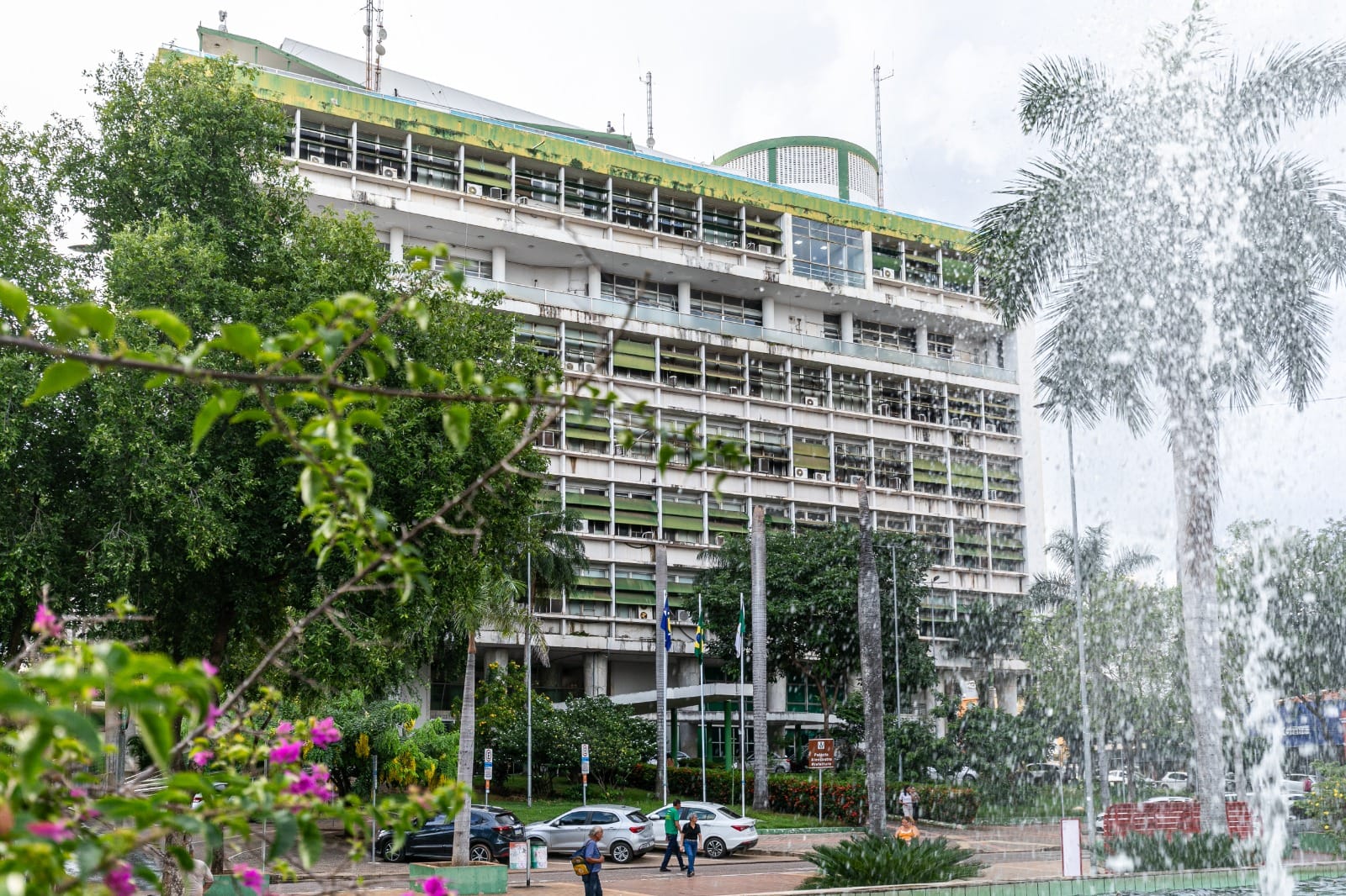 Cuiabá fixa cronograma para pagar rescisão de servidores comissionados; veja datas