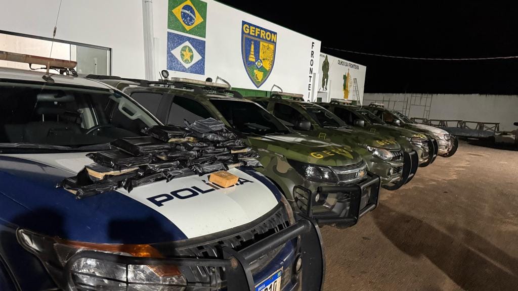 Casal é preso em veículo com quase R$ 600 mil em cocaína em rodovia federal de MT