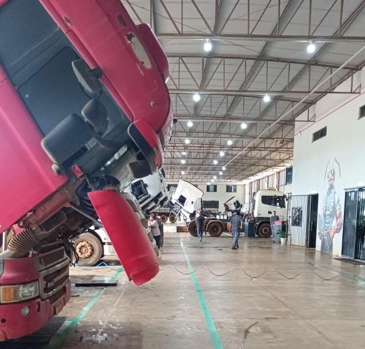 Operação totaliza R$ 8,7 milhões apreendidos em módulos, carros e bloqueios de valores