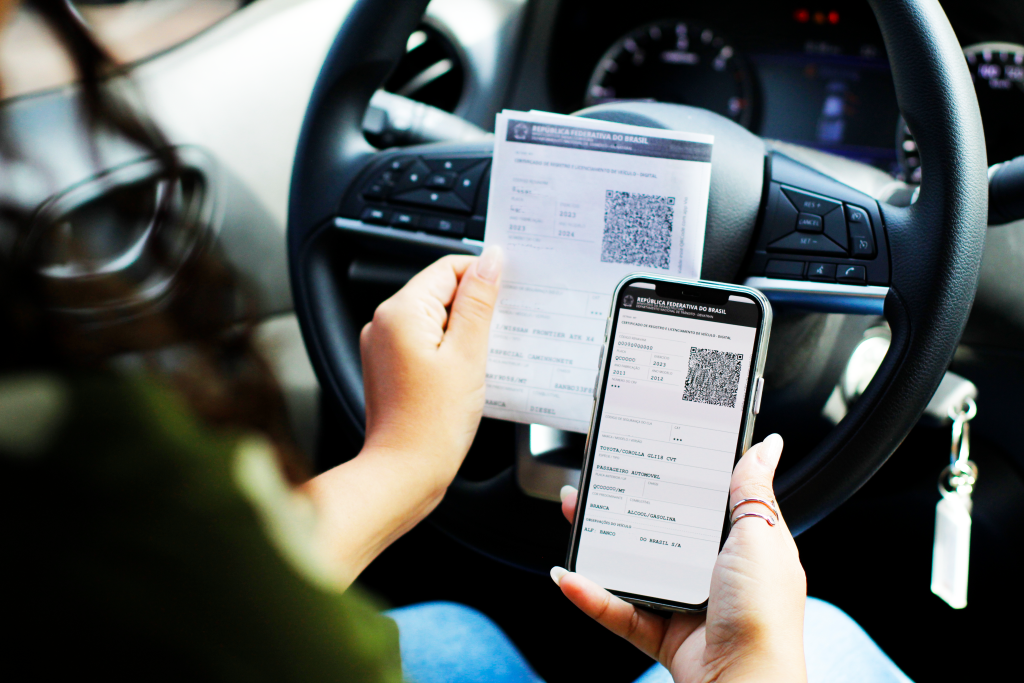 Proprietários de veículo placa final 4 devem quitar o Licenciamento até 30 de abril