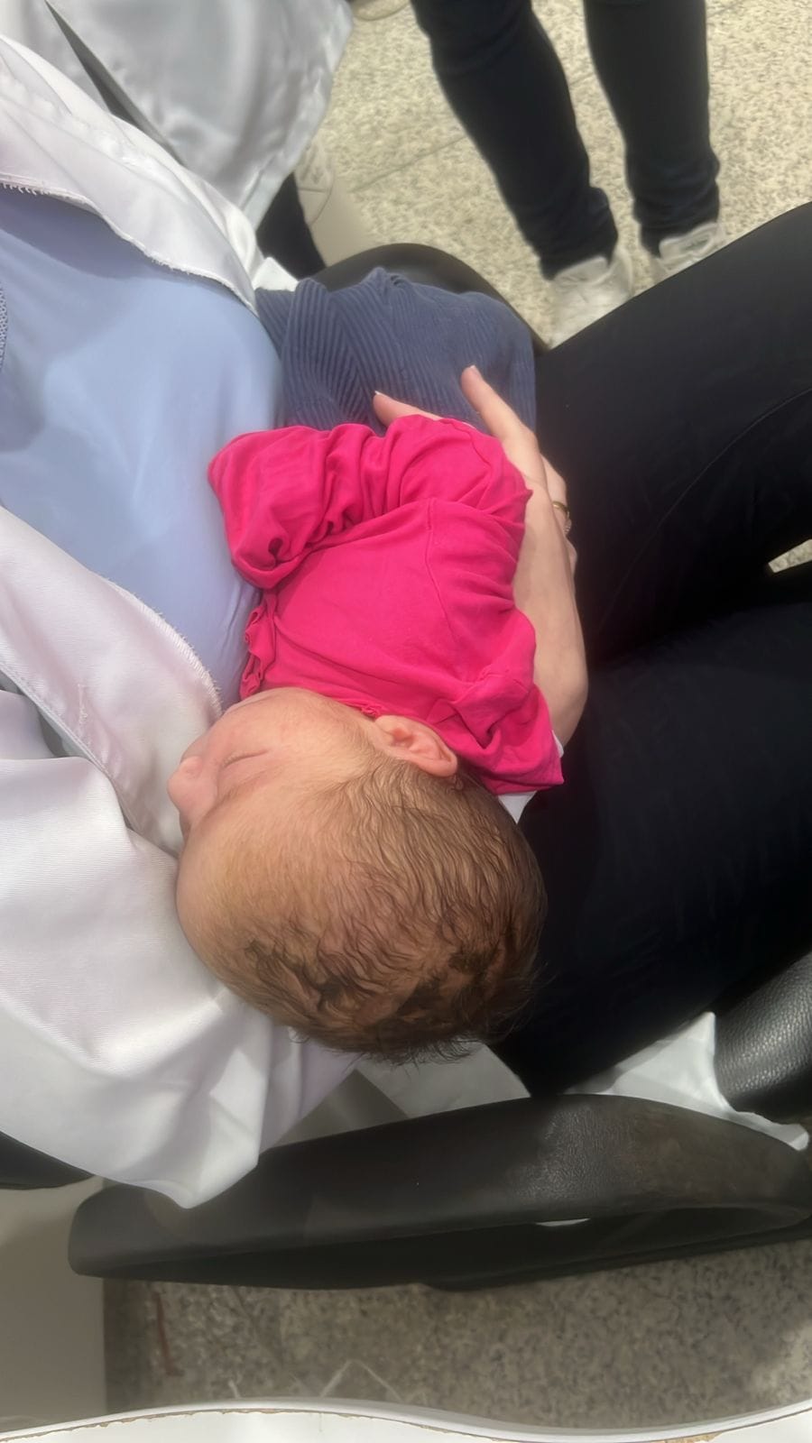 Bebê recém-nascida é encontrada abandonada em sacola na região do CPA