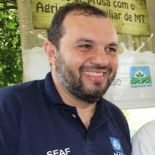 Prainha: A História que Inunda o Presente