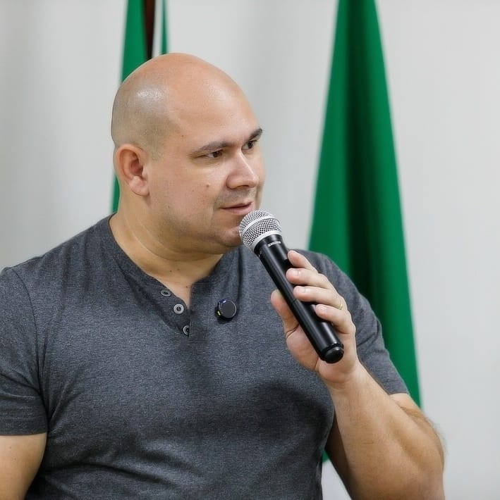 Prefeito descarta participar de Parada Gay no bairro Pedra 90 proposta por vereadora