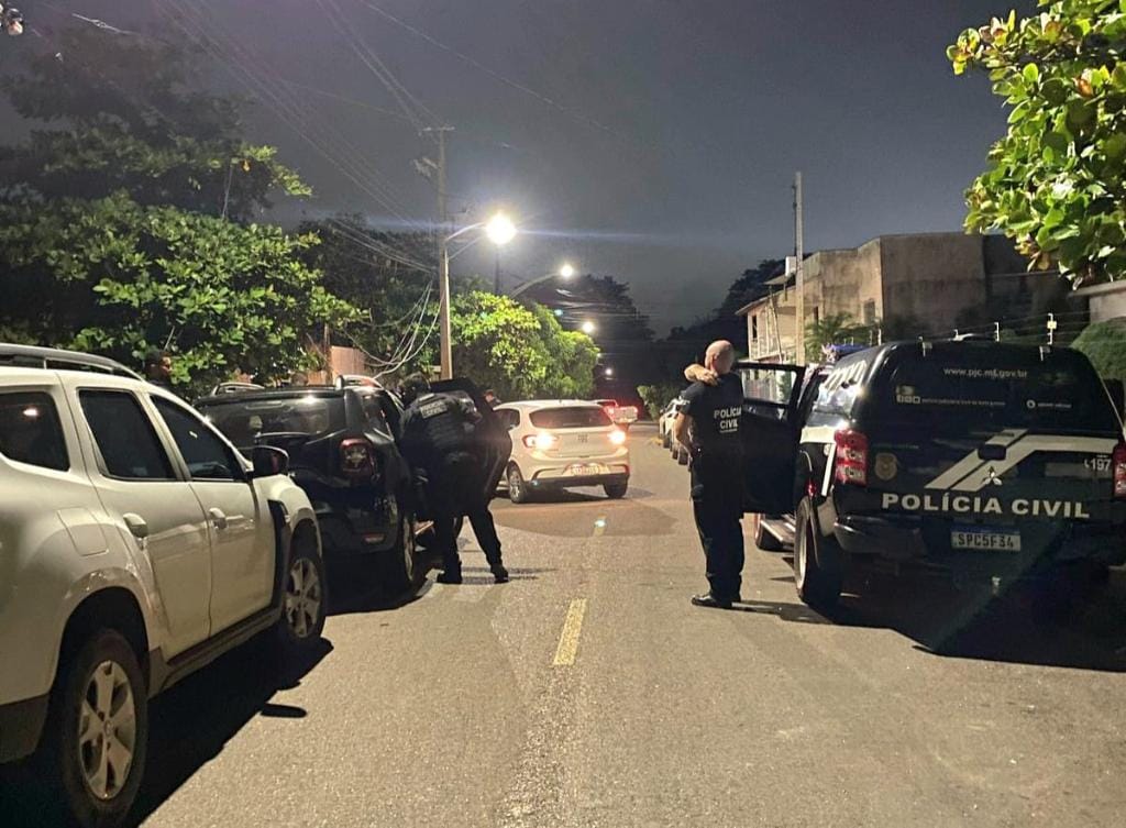 PC cumpre mandados contra facção que extorquia e ameaçava comerciantes de água mineral