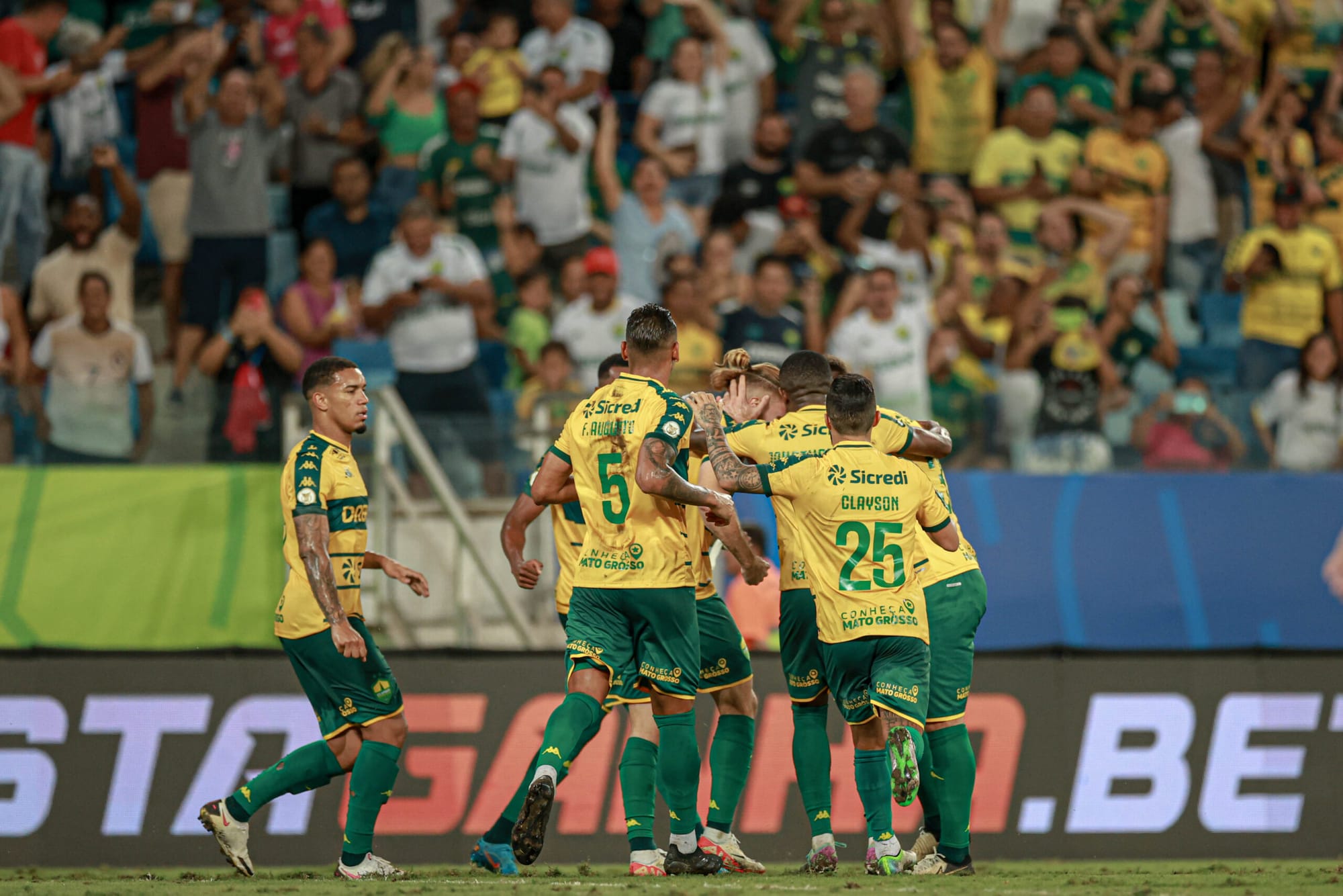 Cuiabá enfrenta a Ferroviária neste domingo na Arena Pantanal pela Série B do Brasileirão