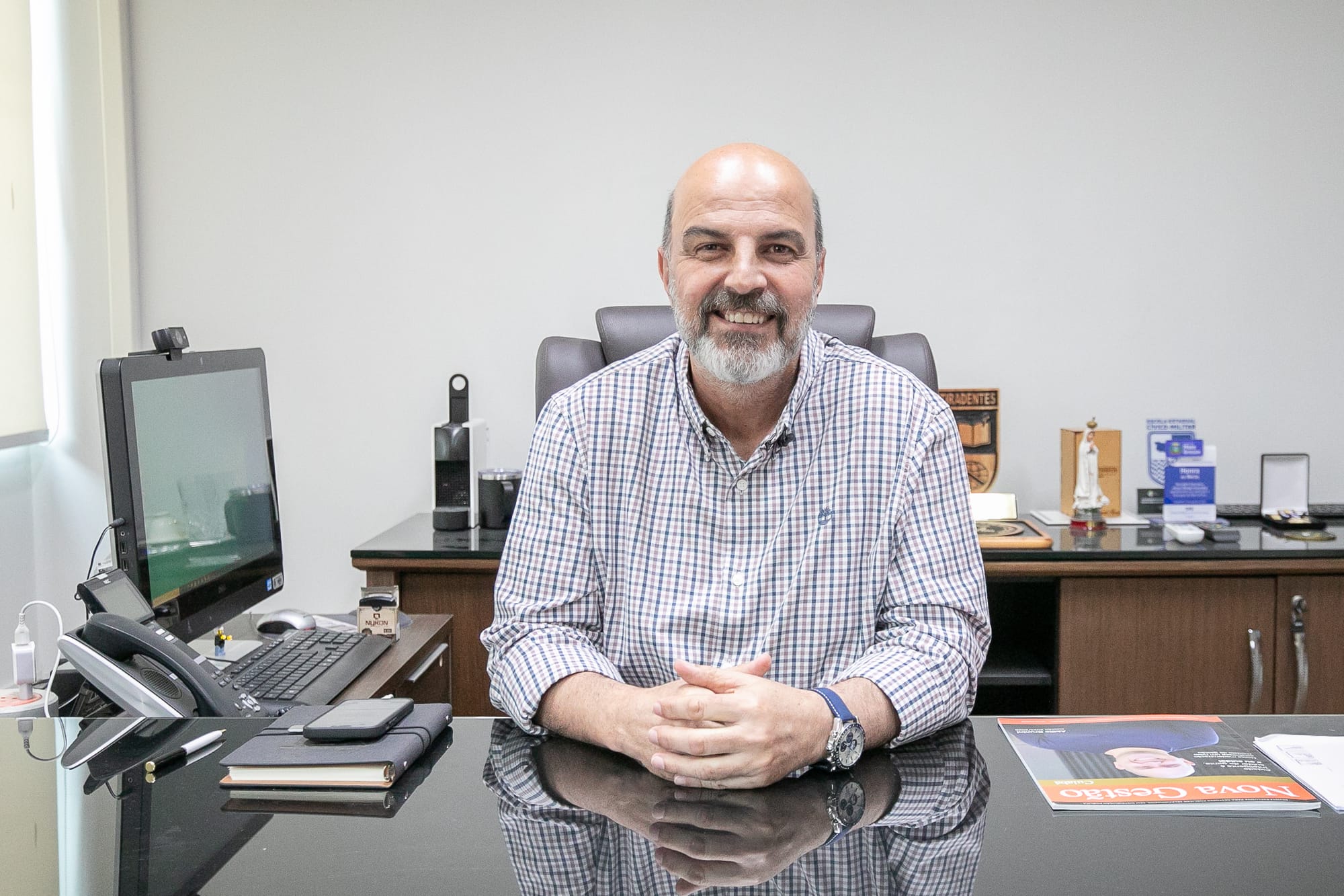 Advogado reassume Educação e chefe de gabinete é remanejado para Assistência Social