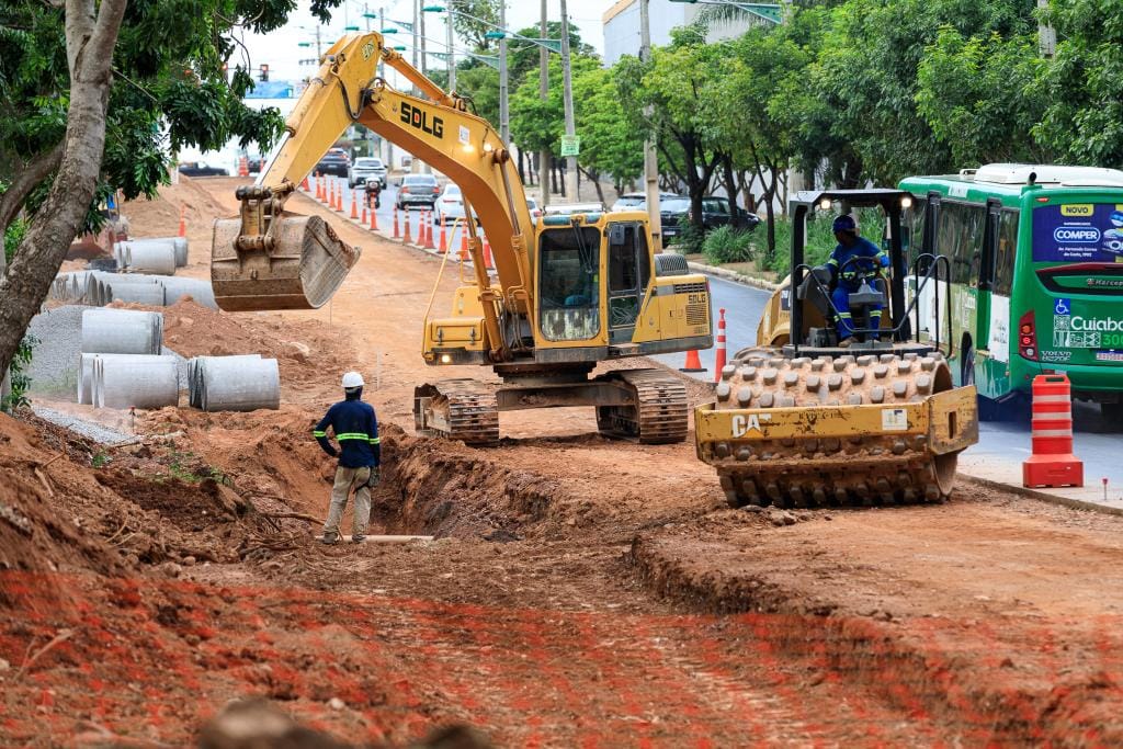 Presidente do TCE defende três turnos de trabalho para acelerar obras do BRT em Cuiabá