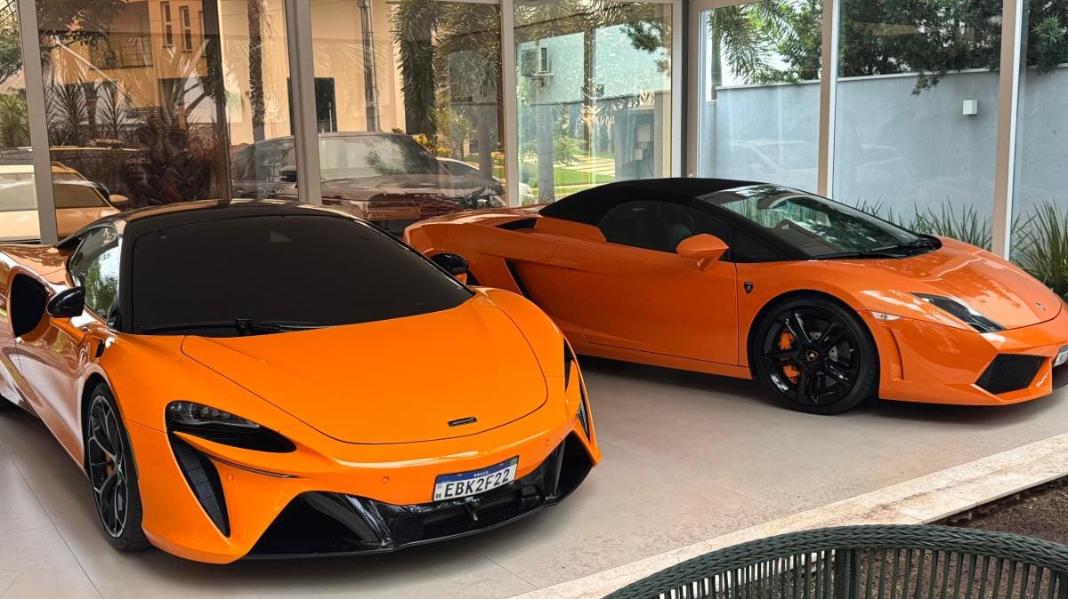 Operação contra comércio ilegal de eletrônicos apreende  Lamborghini e McLaren