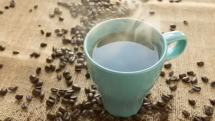 Mulher acusa marido de envenenamento após tomar café preparado por ele em Juína