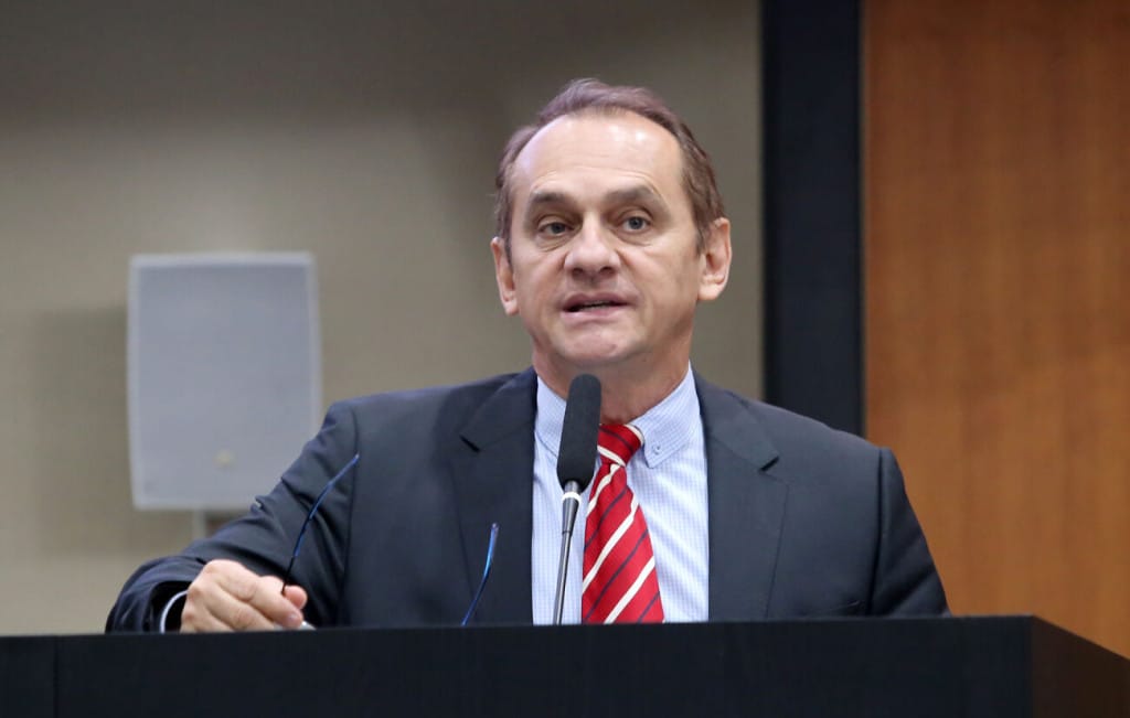 Deputado aponta lucro do Estado com empréstimos consignados dos servidores