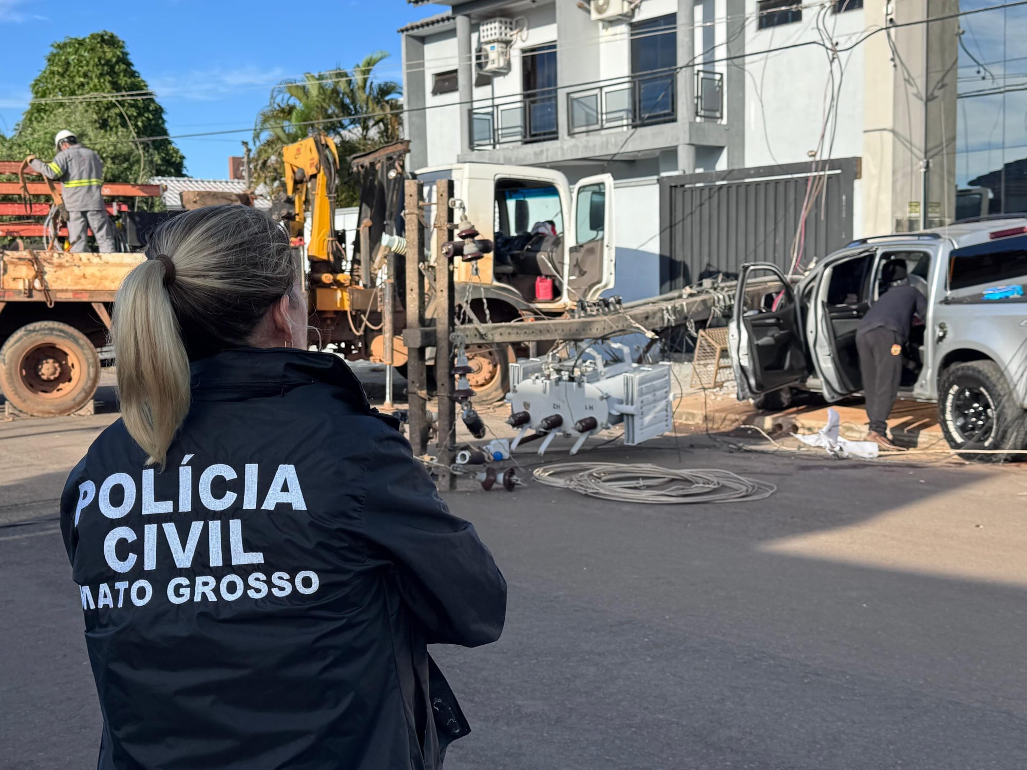 Troca de tiros termina com um morto e dois feridos após briga de trânsito em MT
