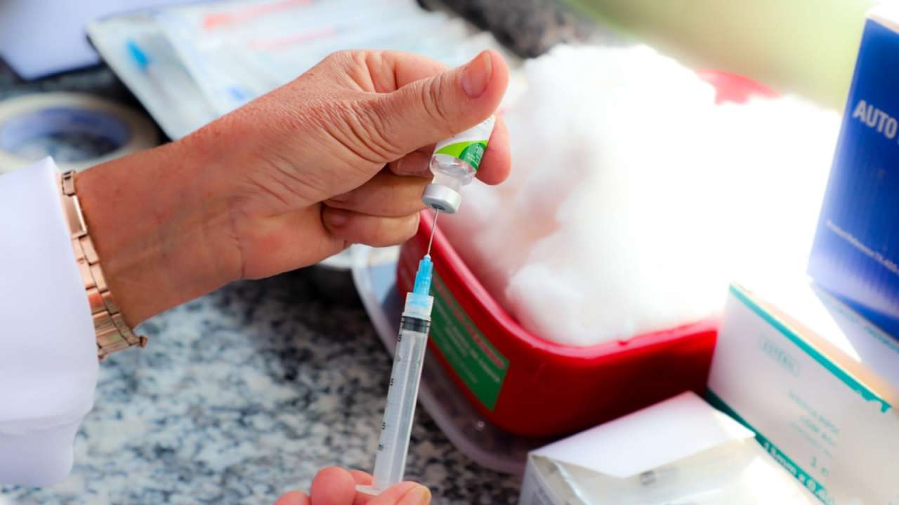 Saúde alerta para baixa procura da vacina contra gripe pela população de VG