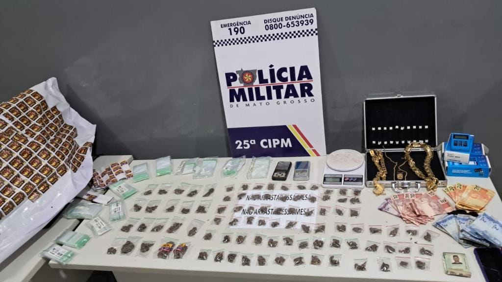 PM prende homem, apreende adolescente e 91 porções de maconha