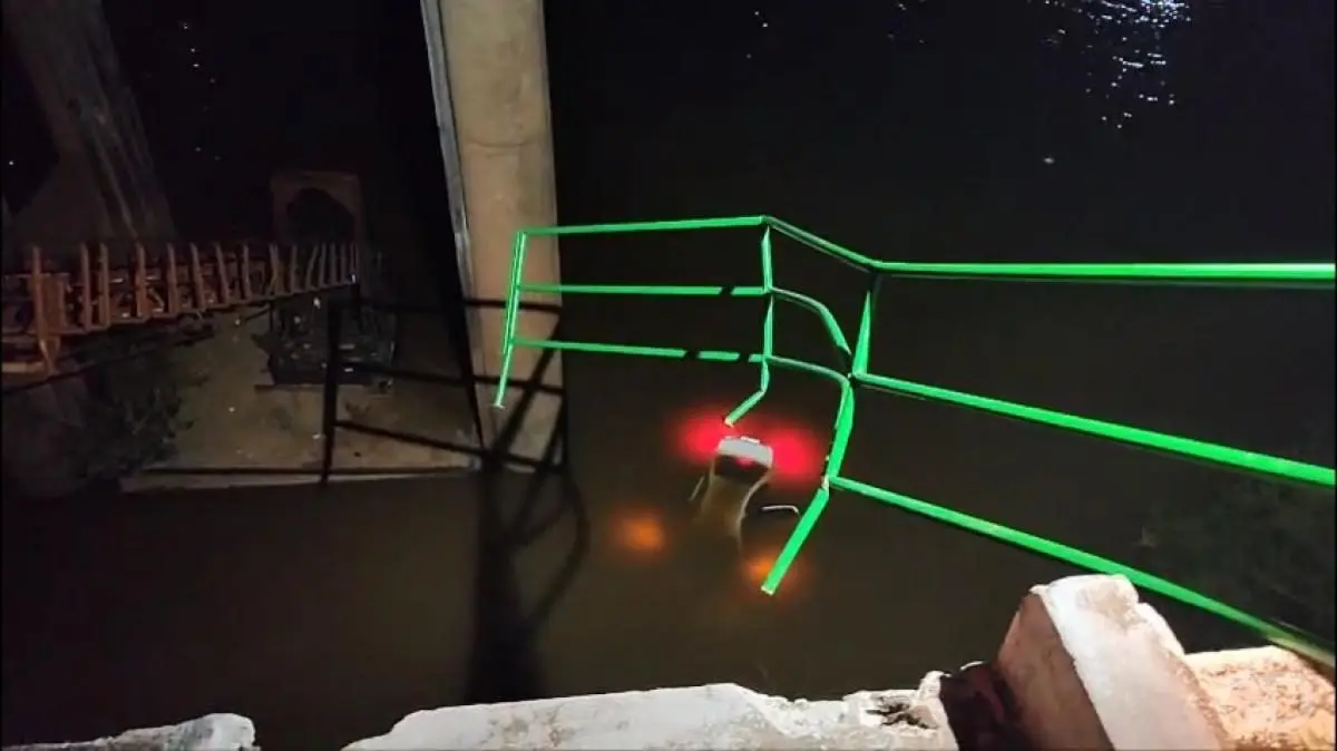 Motorista morre após cair com veículo no rio Cuiabá; mergulhadores retiram corpo