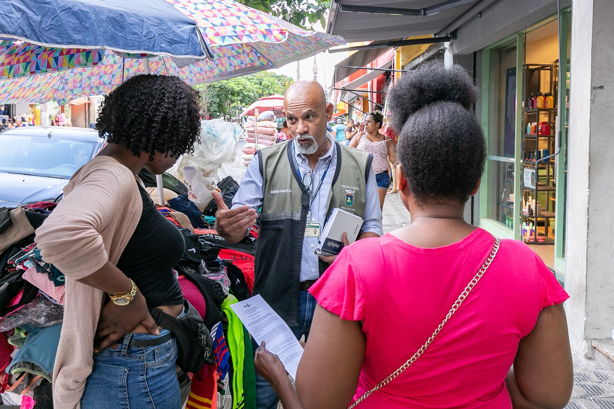 Ambulantes terão que deixar calçadas na região do centro de Cuiabá até o próximo dia 5