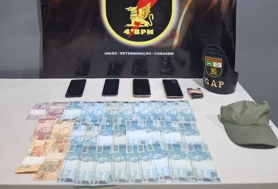 Trio é preso após roubar joalheira no Centro, mas peças não são recuperadas