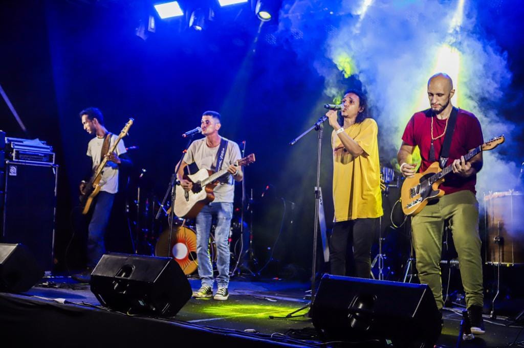 Contemplada em edital, banda Colisão Interna faz pré-lançamento do primeiro álbum