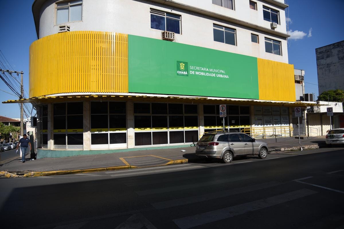 População pode denunciar infrações de trânsito pelo WhatsApp da SEMOB