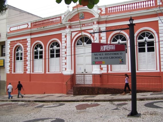 Empresária é condenada por peculato e deve ressarcir R$ 220 mil ao Estado por fraude em obra