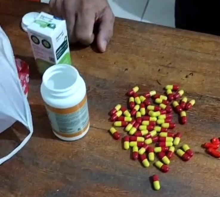 Visitantes são flagrados com drogas e outros materiais ilícitos em unidades prisionais