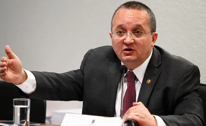 Pesquisa qualitativa mostra que Taques encaixou discurso contra facções