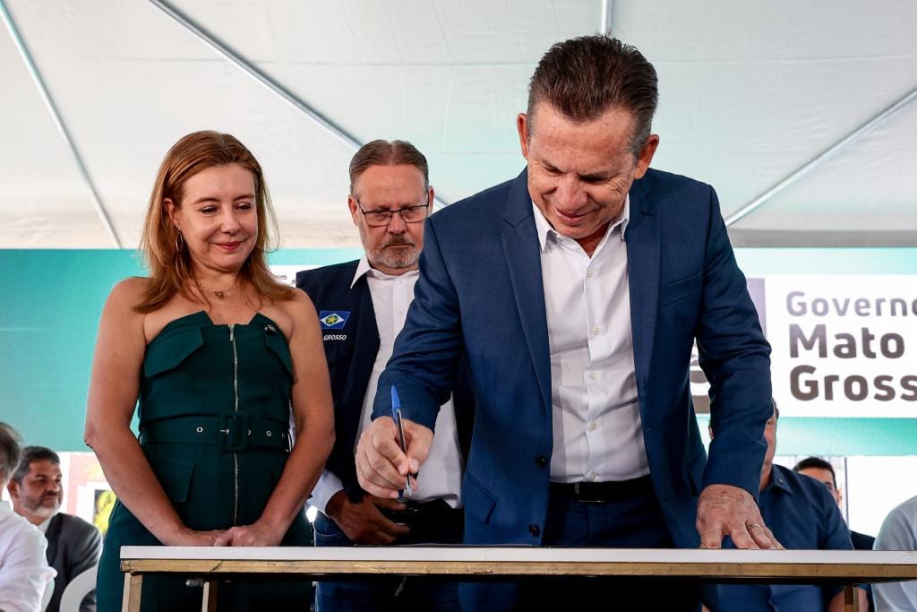 “Chovia mais dentro do que fora”, diz Mauro ao anunciar R$ 15 milhões para o PS de VG