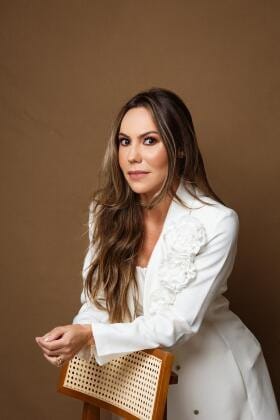 Por que seu cabelo está caindo – e o que fazer a respeito