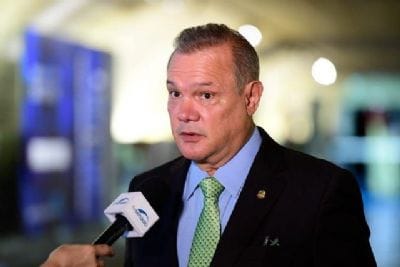 Senador Wellington Fagundes critica aumento de deputados federais