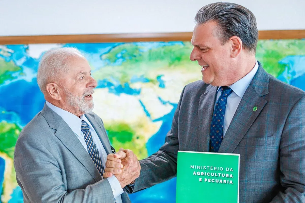 Fávaro tem garantia de Lula para ficar na Agricultura até 2026, e depois, buscar outra vez o Senado