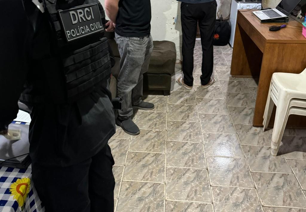 Médico, vereador é preso por abuso sexual de crianças e adolescentes; crimes eram gravados