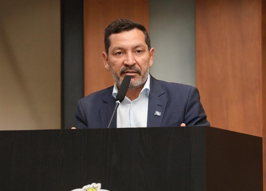 Secretário garante investigação  sobre consignados: "não será jogado debaixo do tapete"