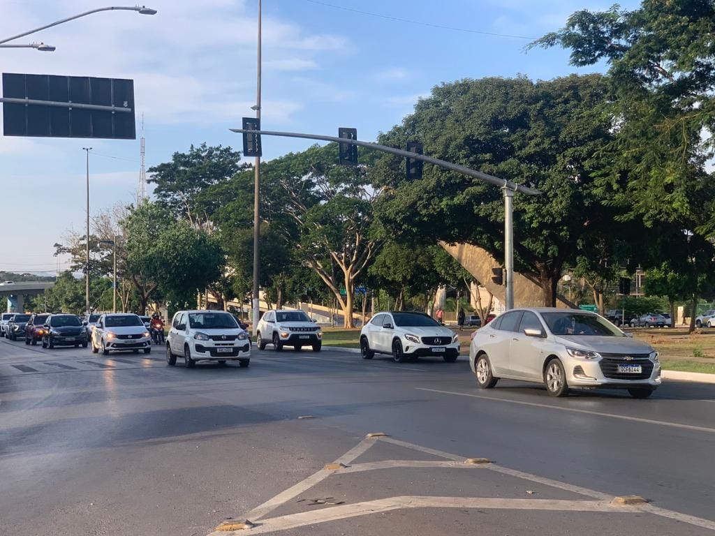 Licenciamento de veículos com placa final 6 deve ser pago até 30 de junho em Mato Grosso