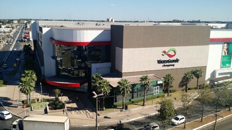 Justiça confirma despejo de loja comercial de shopping center de VG por falta de pagamento