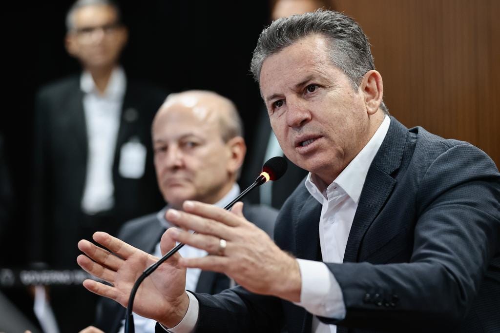 Mauro Mendes viaja para Portugal e Pivetta assume o governo na próxima segunda