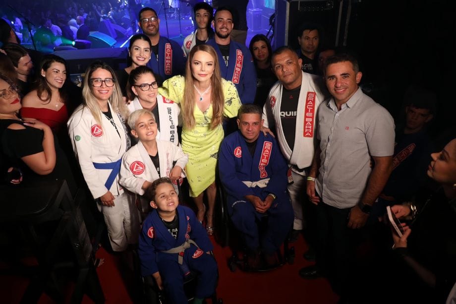 Aniversário do Bem arrecada mais de R$ 400 mil em noite de solidariedade e música