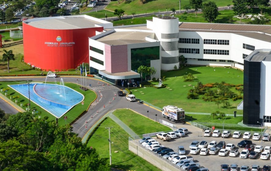 Justiça volta a condenar ex-deputado e ex-servidor por desvio de recursos na ALMT