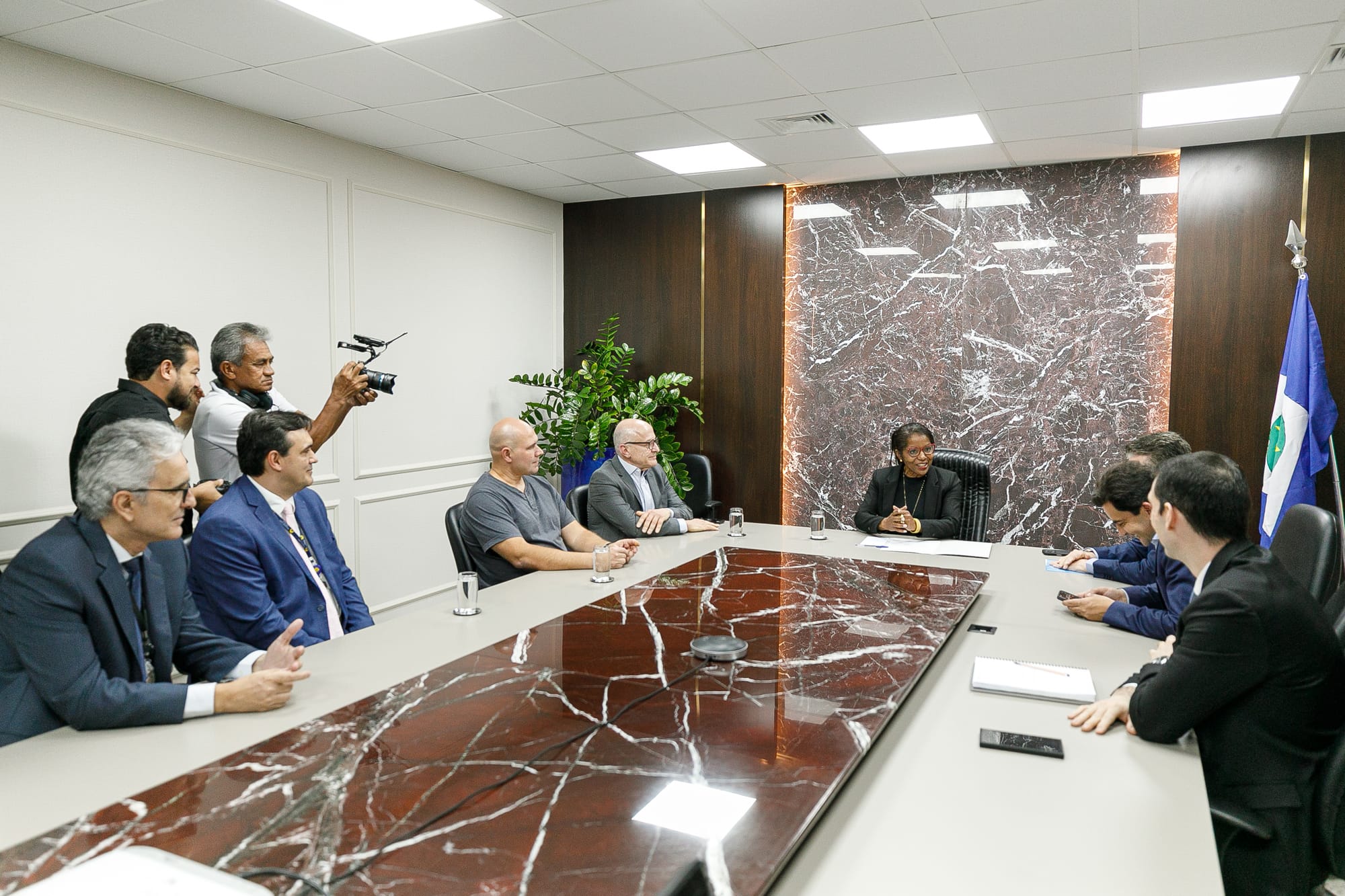 Prefeitura está disposta a colaborar com gestão do hospital, diz Abilio: “Importante é não deixar fechar”