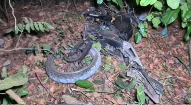 Jovem de 19 anos morre em acidente entre moto e carro, e namorada fica ferida