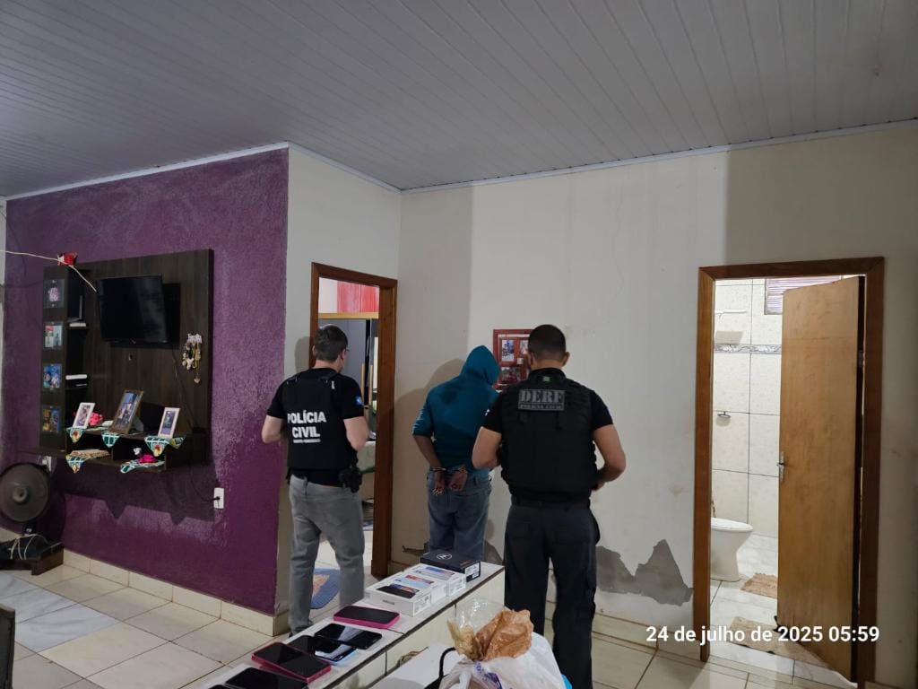 Falso advogado e comparsa são presos em Várzea Grande por golpes de R$ 300 mil contra idosos