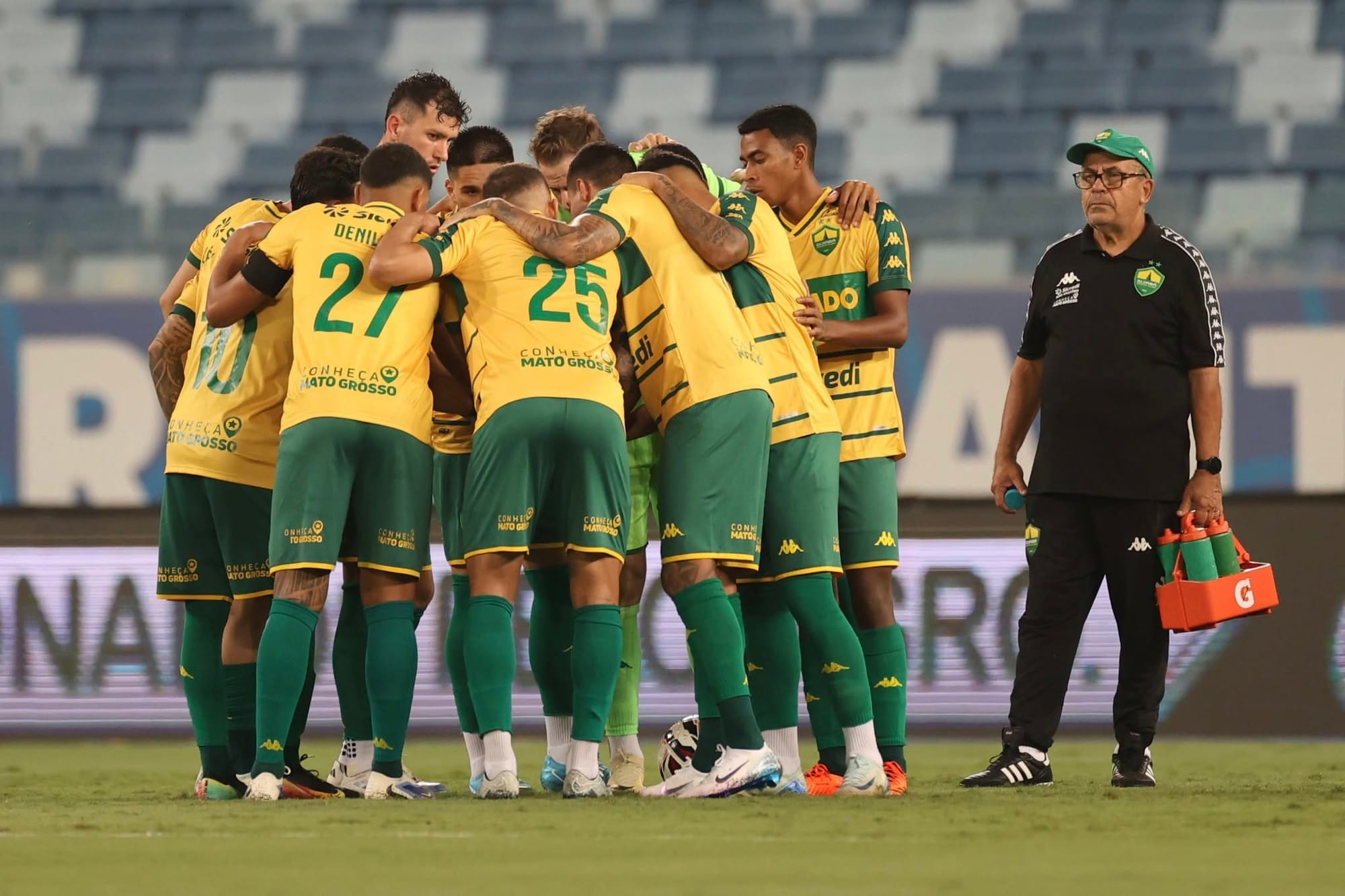 Cuiabá tem sete desfalques para enfrentar o Criciúma fora de casa nesta terça-feira pela Série B