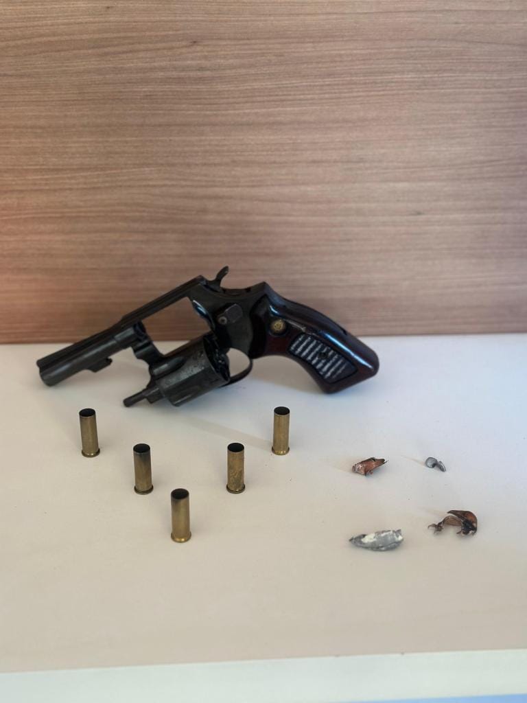 Polícia Militar prende mulher em flagrante por tentativa de homicídio contra casal