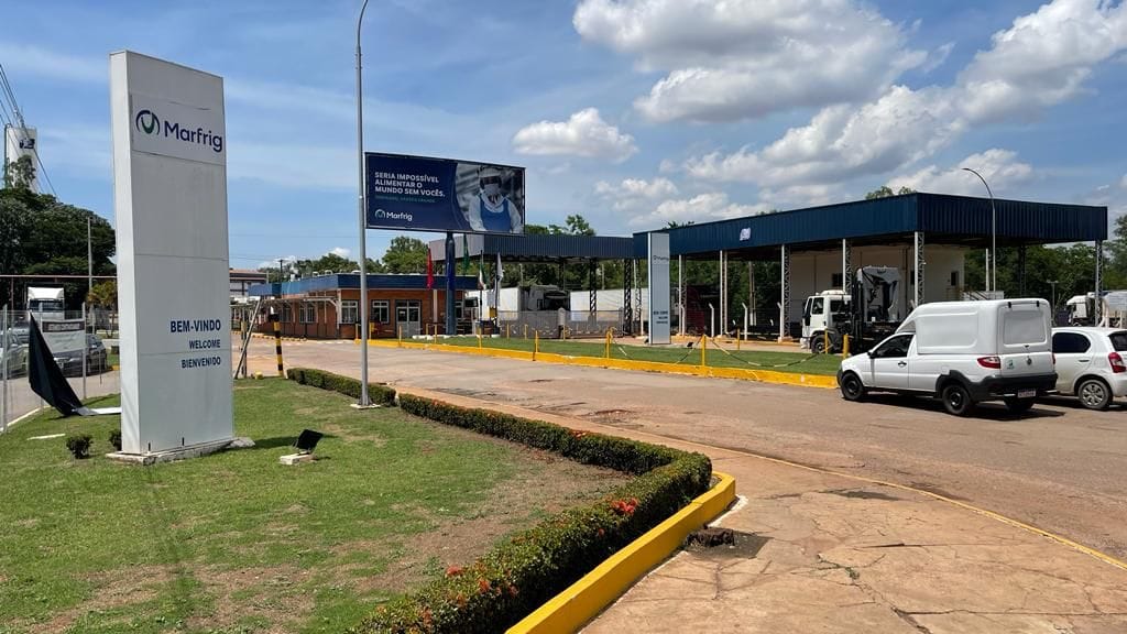 TJ vê riscos à saúde e determina paralisação de graxaria da Marfrig em Várzea Grande