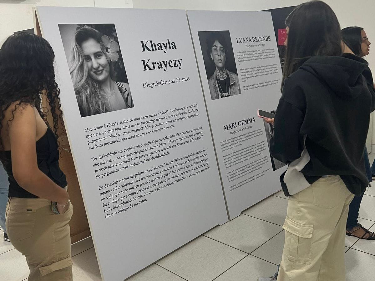 Saúde mental de mulheres autistas é debatida com estudantes de Psicologia