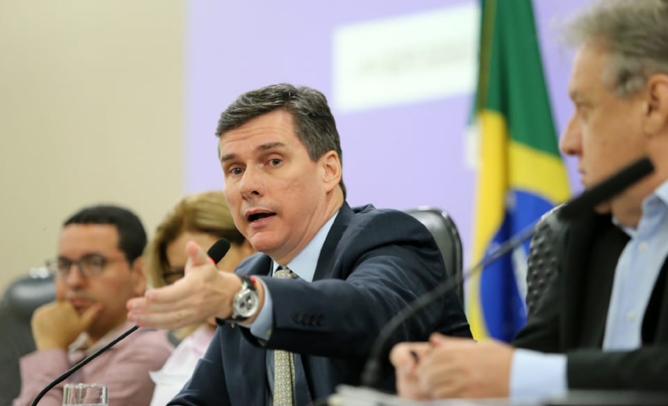 “Isso não pode virar mamata”, diz Gallo sobre plano de Lula contra tarifas dos EUA