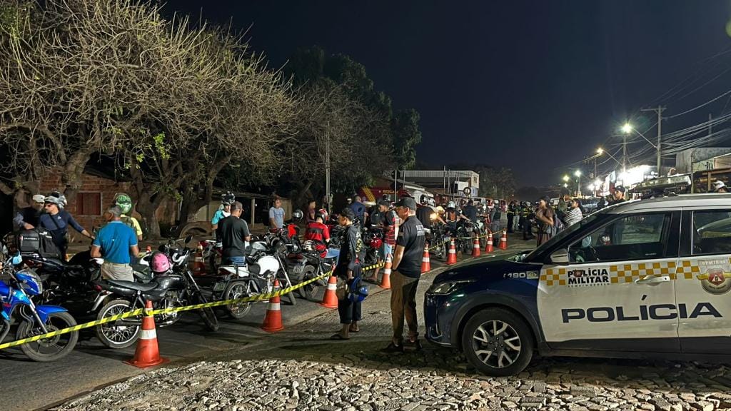 Operação termina com três prisões e 33 motocicletas removidas em Cuiabá