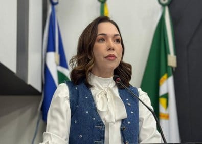 Vereadora reage à proposta de privatizar gestão das escolas: “Se não quiser, entrega o cargo”